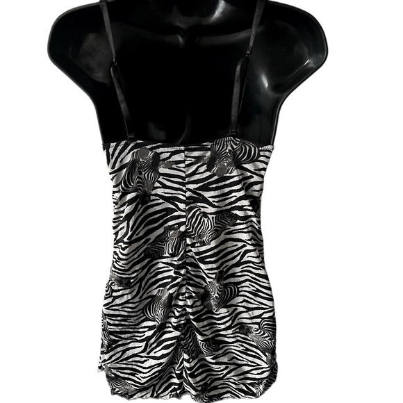 Zebra Stay Night Gown - Picture 2 of 2